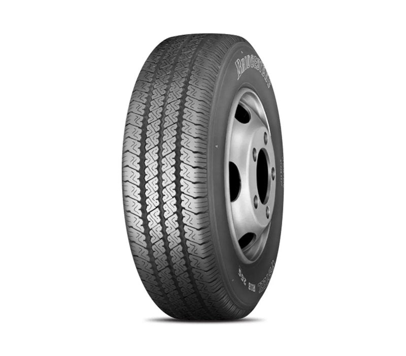 215/70r17.5 Bridgestone 118/116N R265 Demo Truck Tyre R265 215 70 17.5 Tire